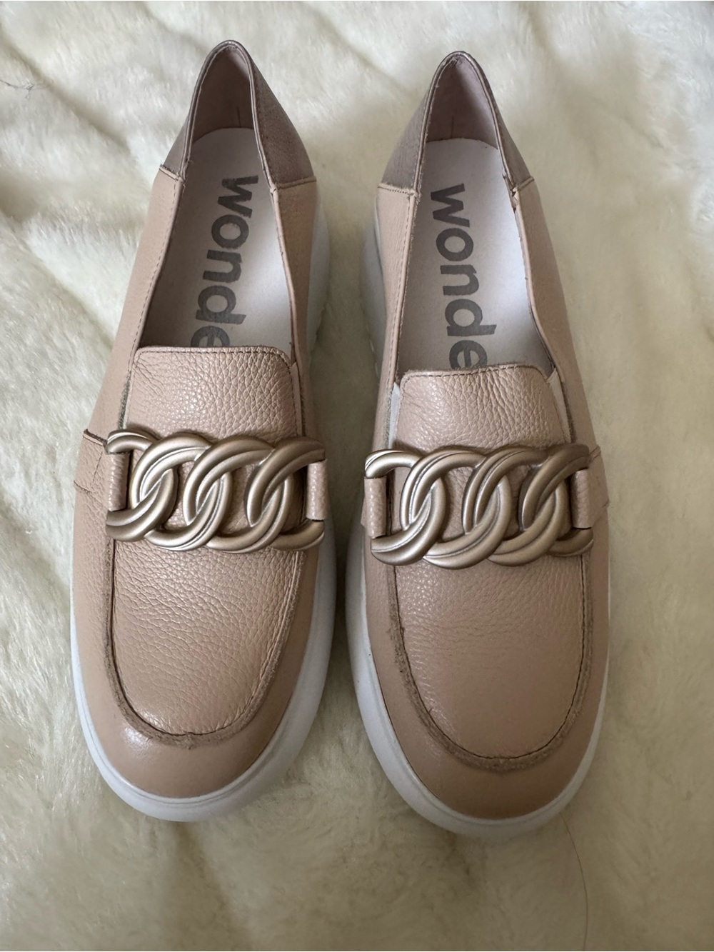 Wonder Nude Chain-Link Slip-On Loafers size 37